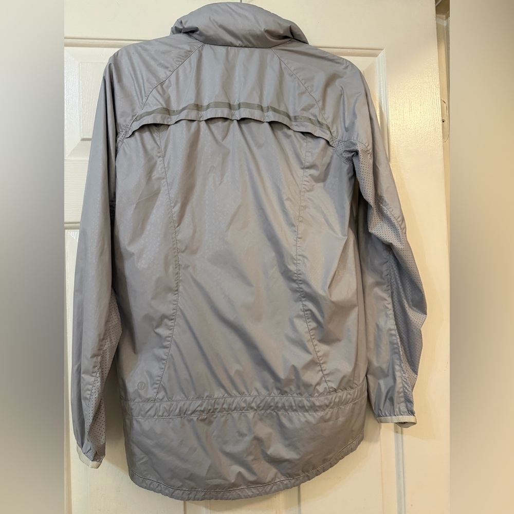 LULULEMON Pack It Up Pack It In Reflective Hooded Full Zip Jacket Size 6 - Picture 3 of 5